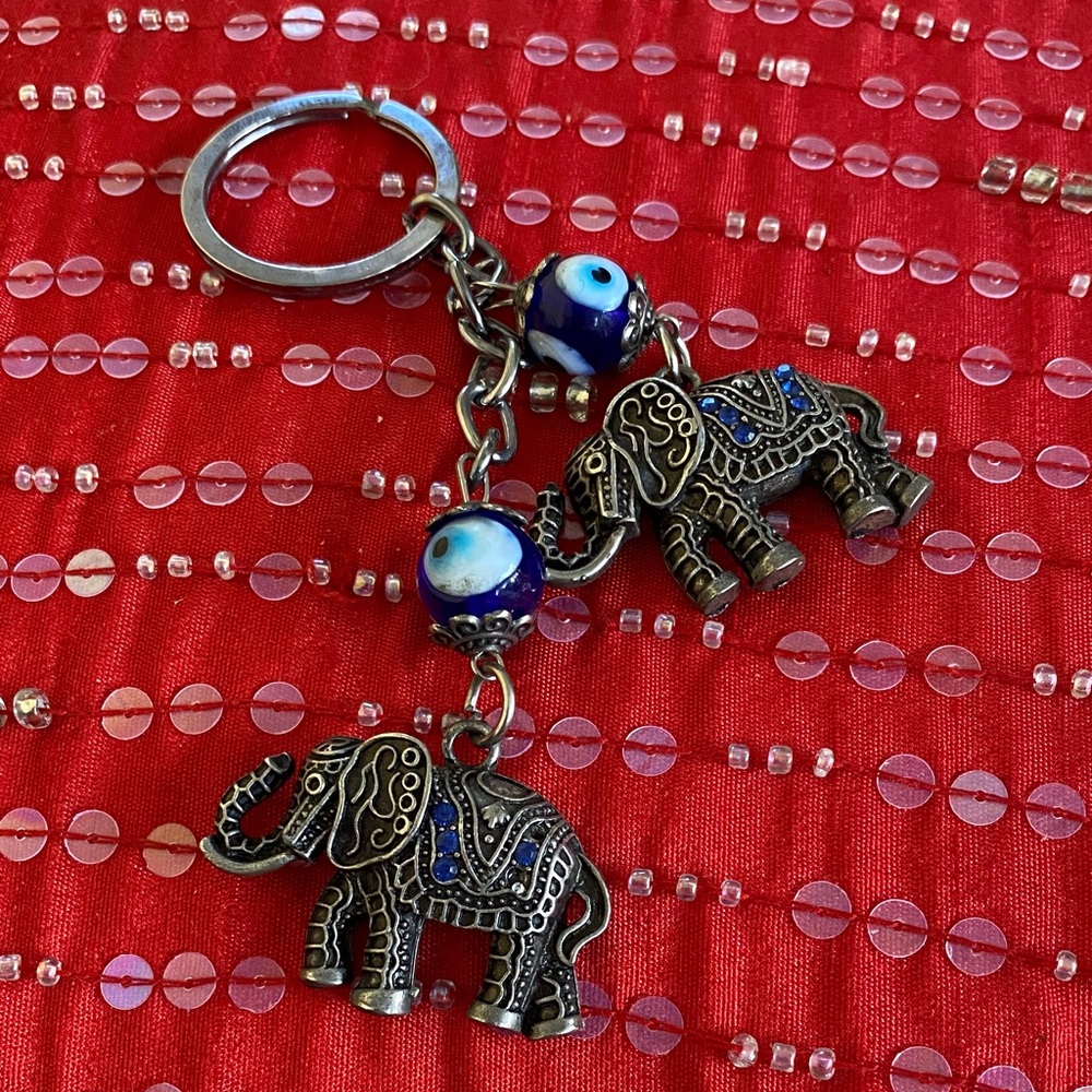 Vintage Lucky Elephants Evil Eye Protection 🧿 Key Chain